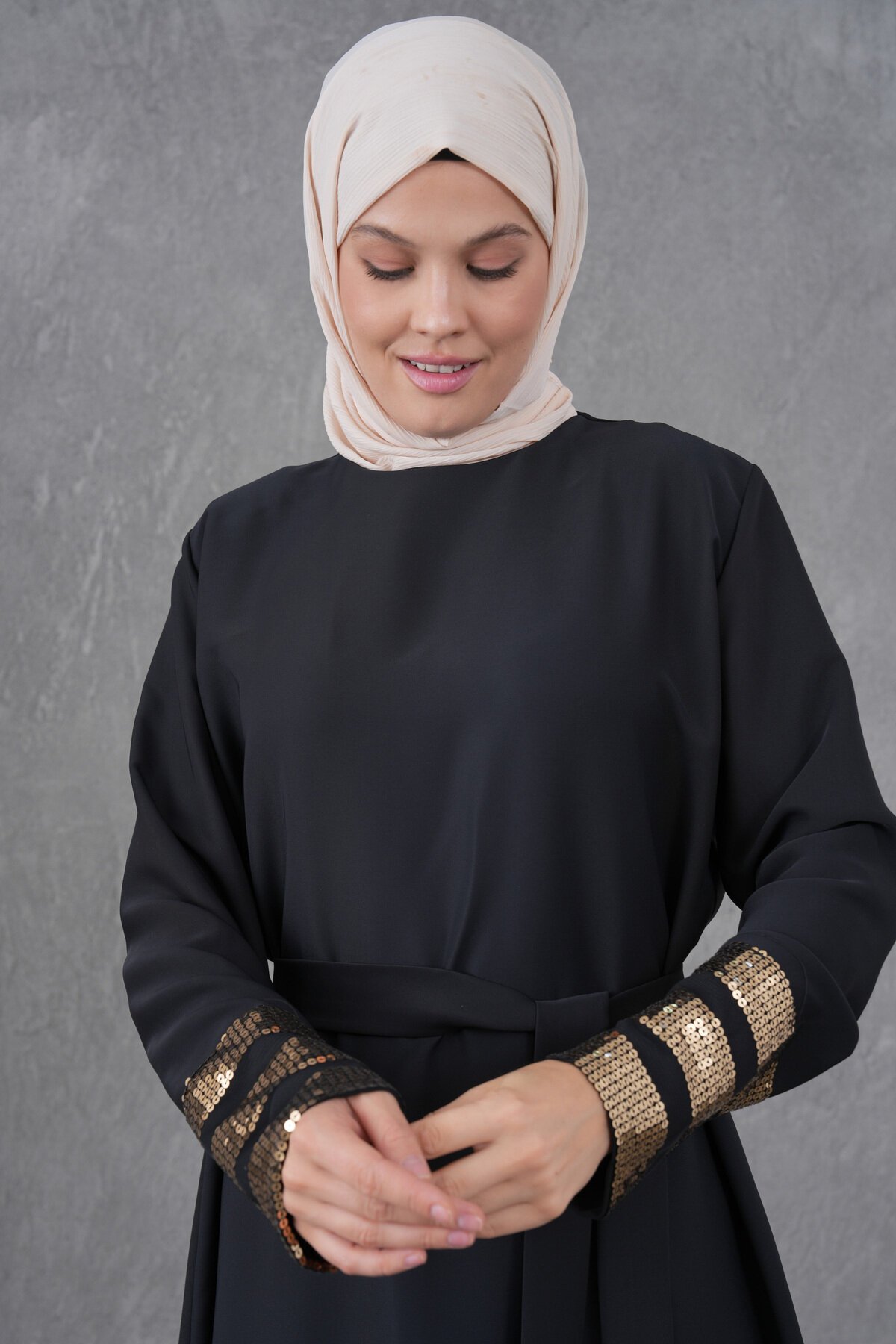Belted Sequin-Sleeve Evening Dress - Black - Fzd Filizzade