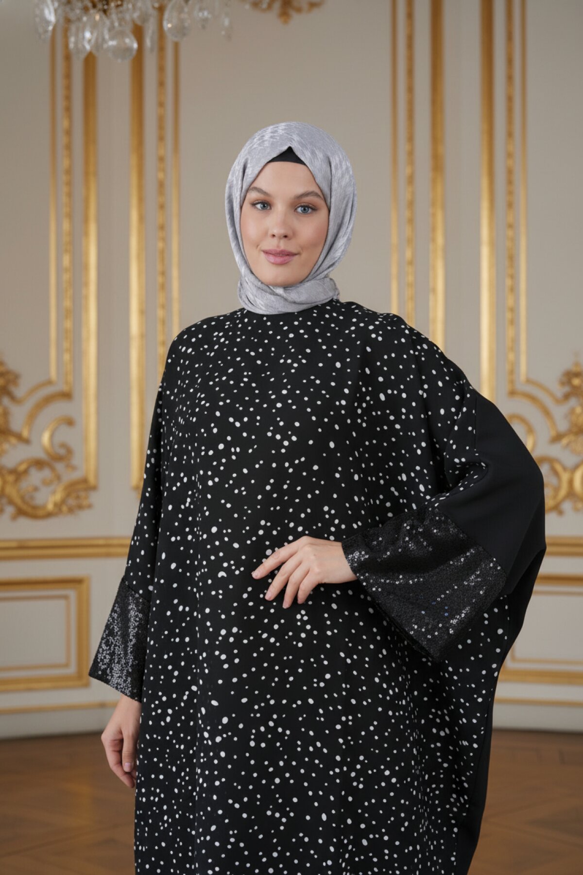 High-Low Sequin-Cuff Abaya - Black - Fzd Filizzade