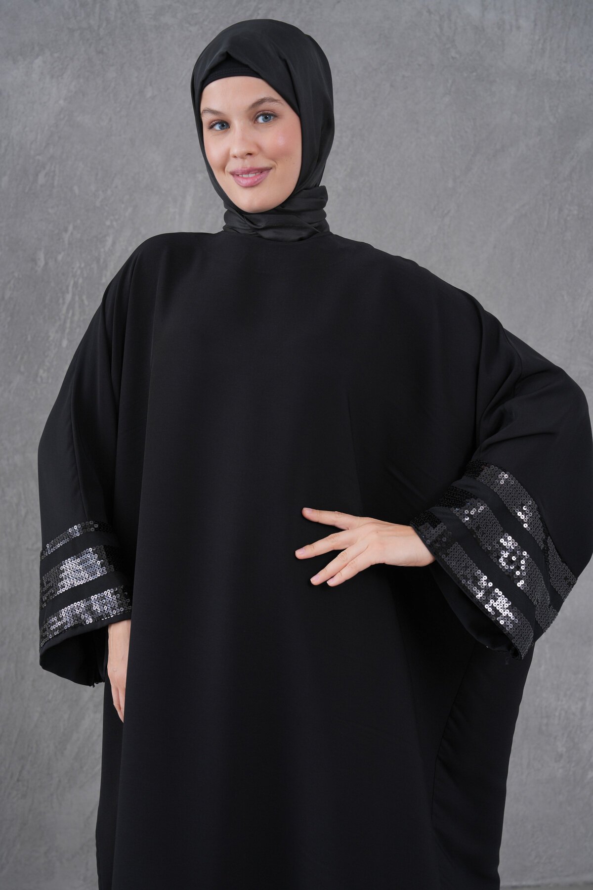 Embroidered Sleeve Sequin-Striped Abaya - Black - Fzd Filizzade
