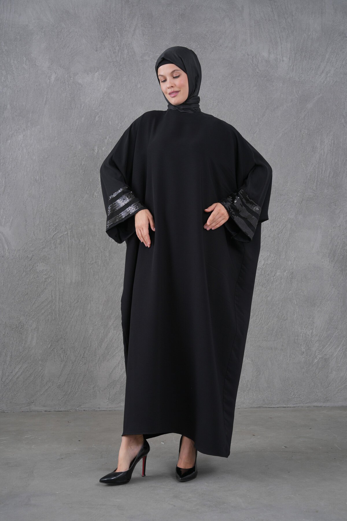 Embroidered Sleeve Sequin-Striped Abaya - Black - Fzd Filizzade
