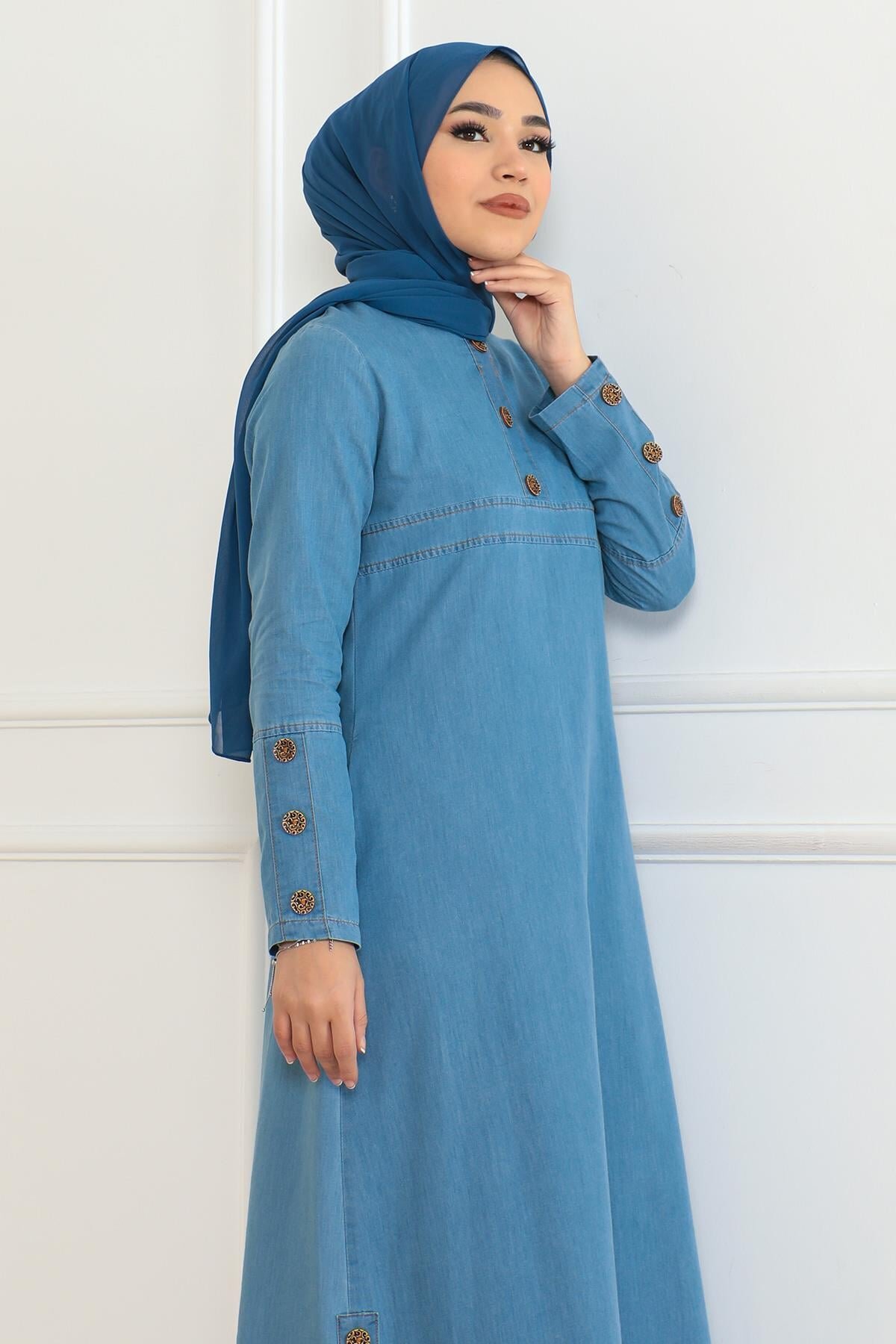Button-Detail Pocket Denim Dress - Light Blue - Modamihram