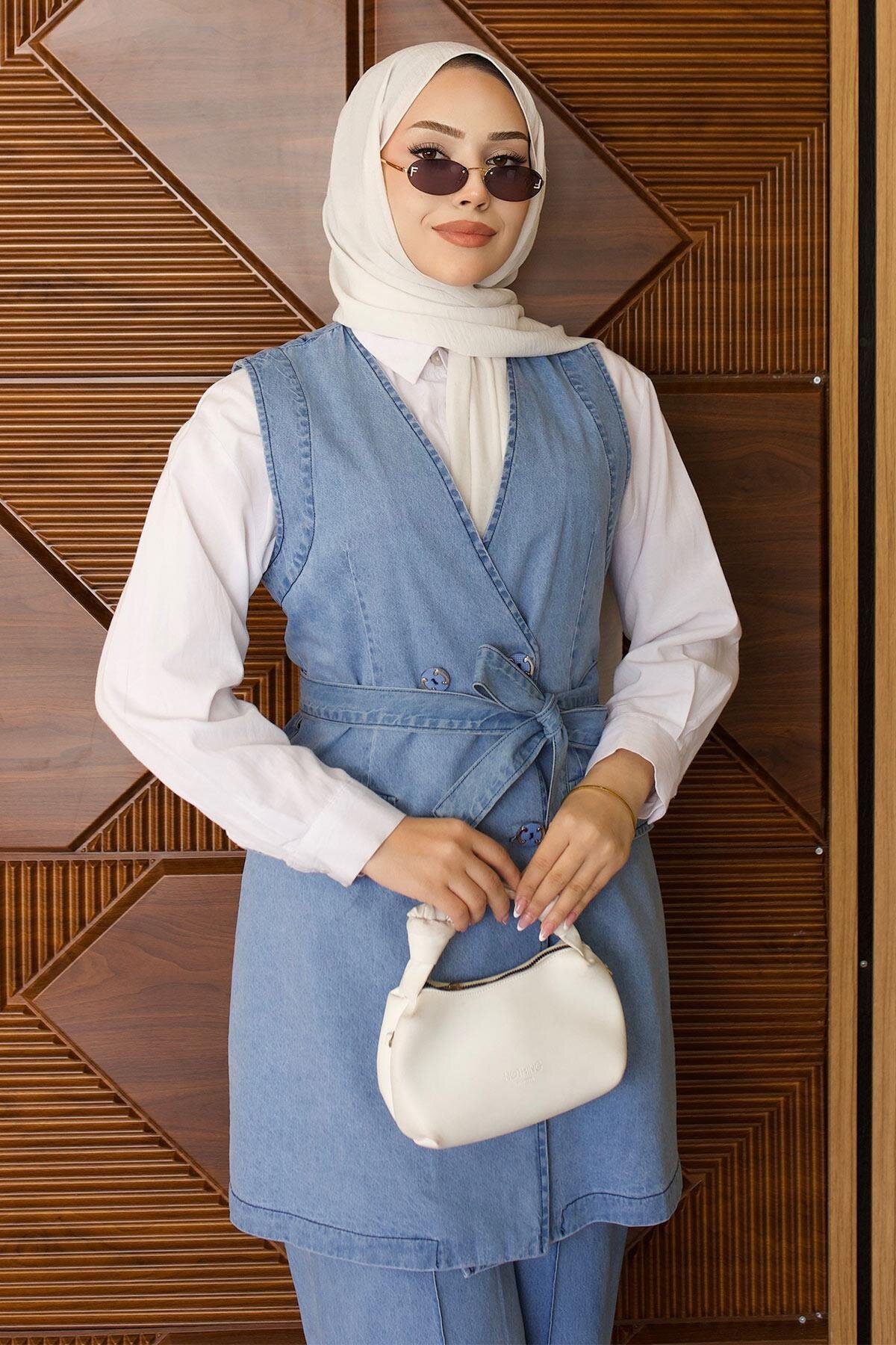Buz Mavisi Kemer Detaylı İkili Kot Takım - Modamihram