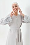 Gri Kuşaklı Önü Açık Abaya Ferace