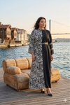 Siyah Düz ve Desenli Garnili Kuşaklı Elbise