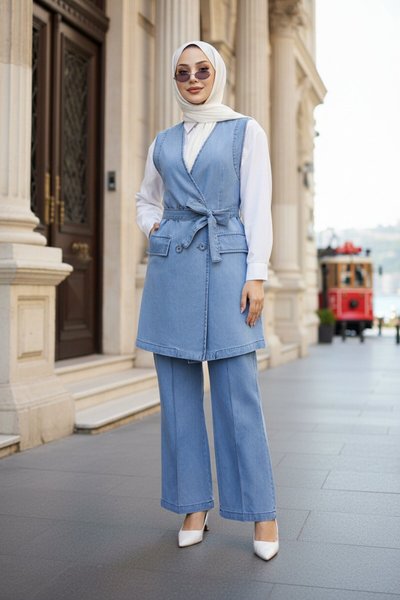 Belt-Detail Denim Set - Ice Blue