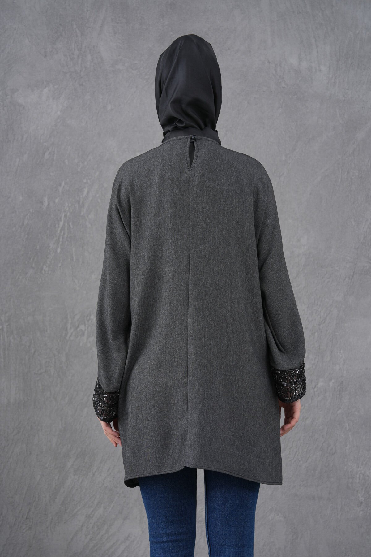 Loose-Fit Cuff Accessory Detail Tunic - Anthracite Black - Tuncay