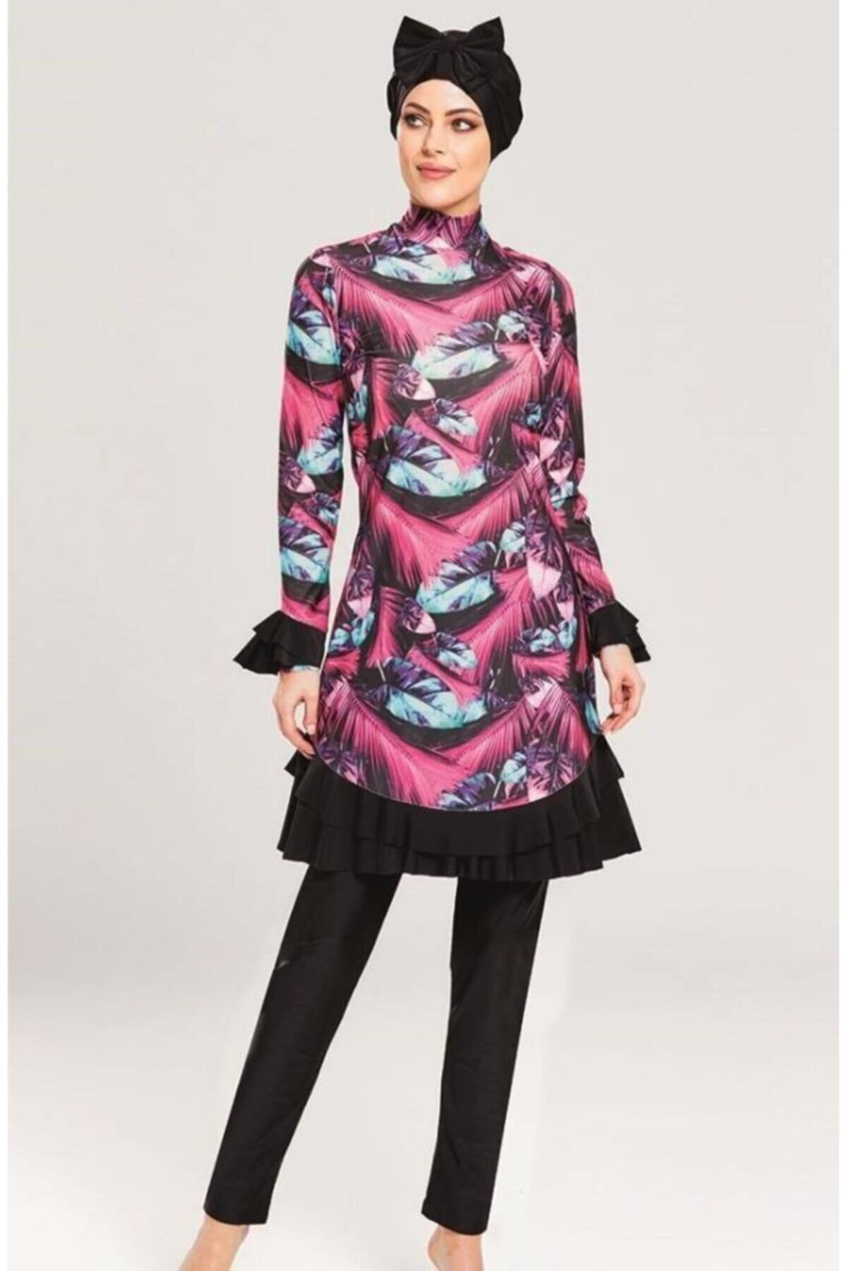 Full-Coverage Ruffled Digital-Pattern Burkini - Black - Adasea