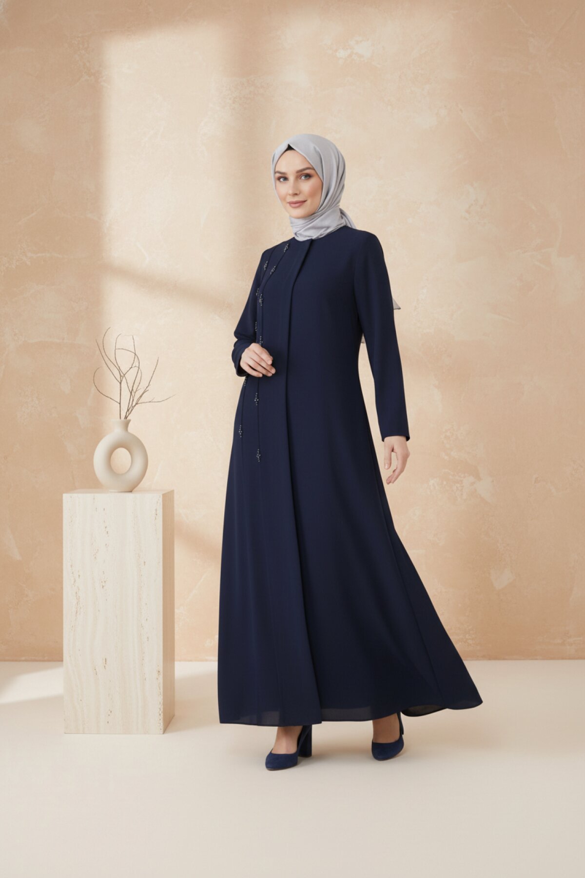 فرجة كحلي بخرز - Beyza