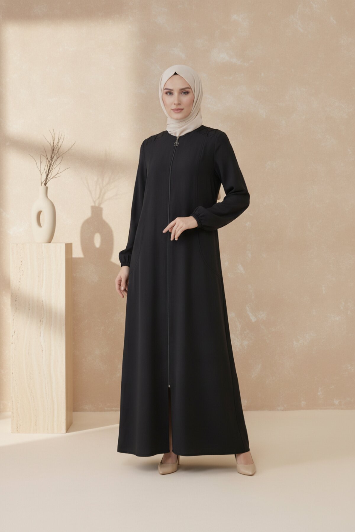 فرجة سوداء بلقاطات متقاطعة - Beyza