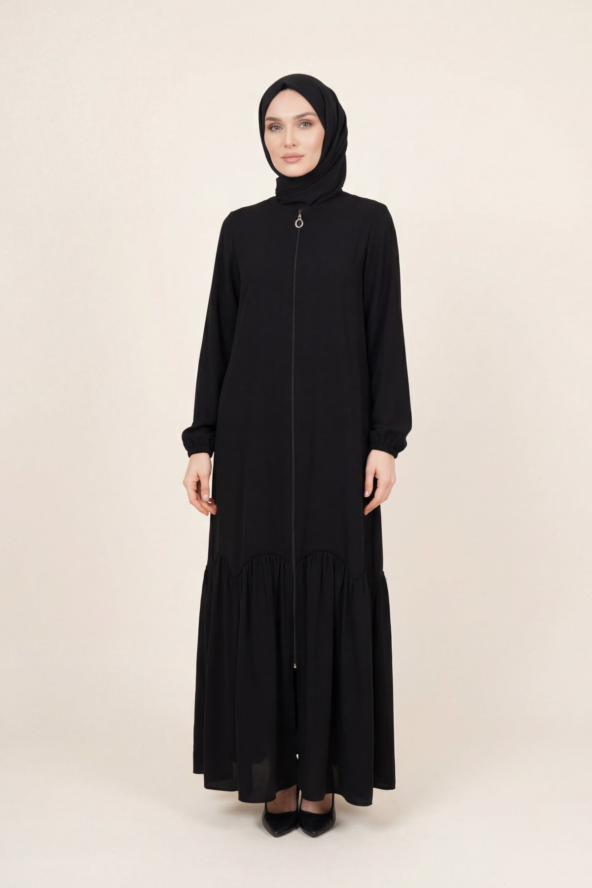 فرجة سوداء بكشكشة - Beyza