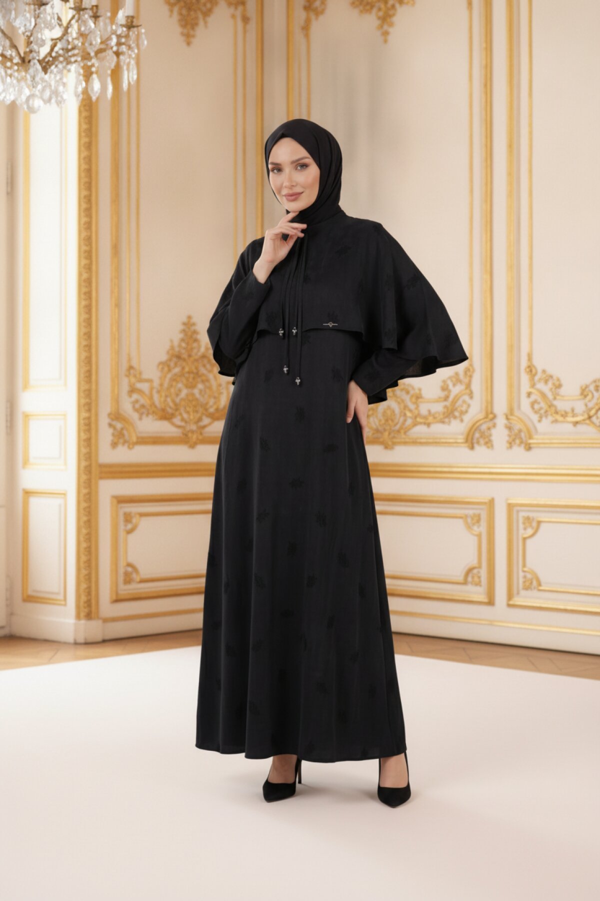 فستان سهرة أسود بتفاصيل كاب - Beyza