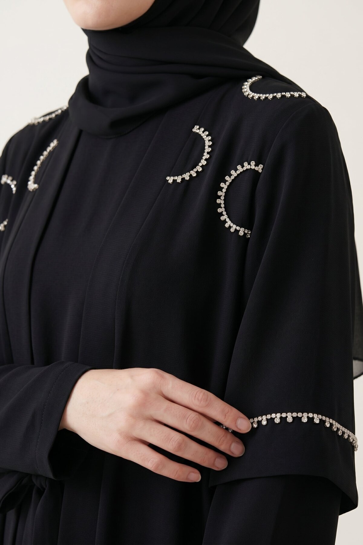 فرابة نصف أكمام لون أسود - Beyza
