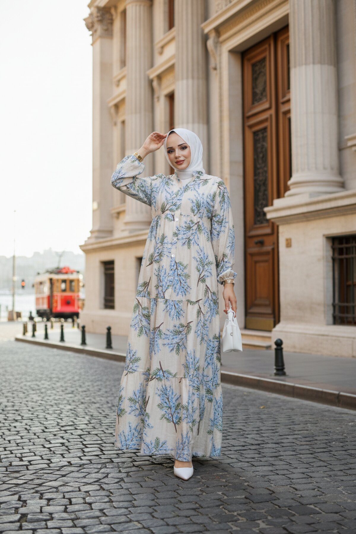Mavi Çiçek Desenli Yarım Düğmeli Eteği Katlı Elbise - Dimar Butik