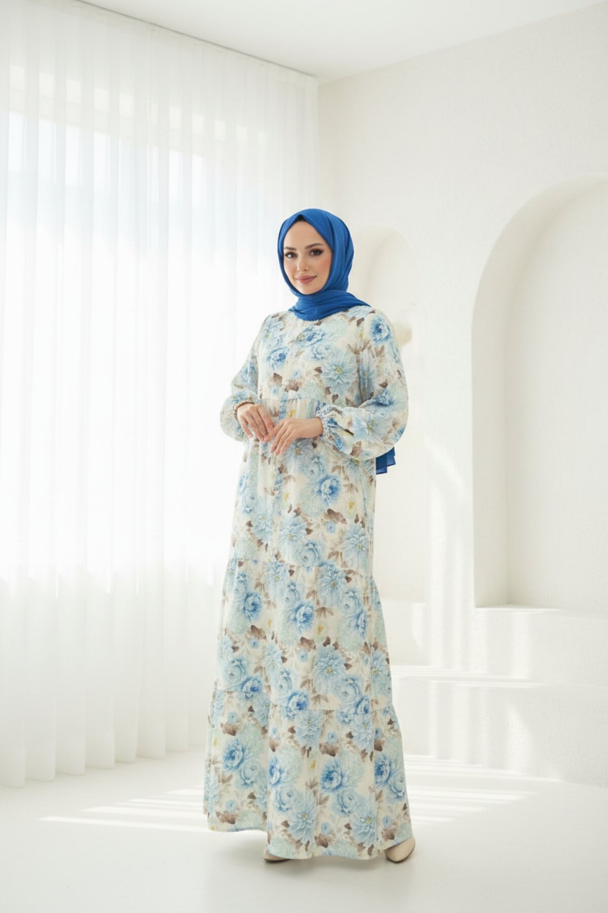 Mavi Çiçek Desenli Yazlık İnce Kumaş Elbise - Dimar Butik