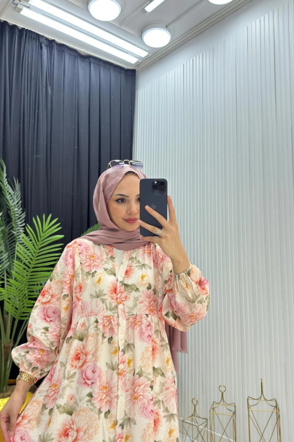 Pudra Çiçek Desenli Rahat Kalıp İnce Yazlık Elbise - Dimar Butik