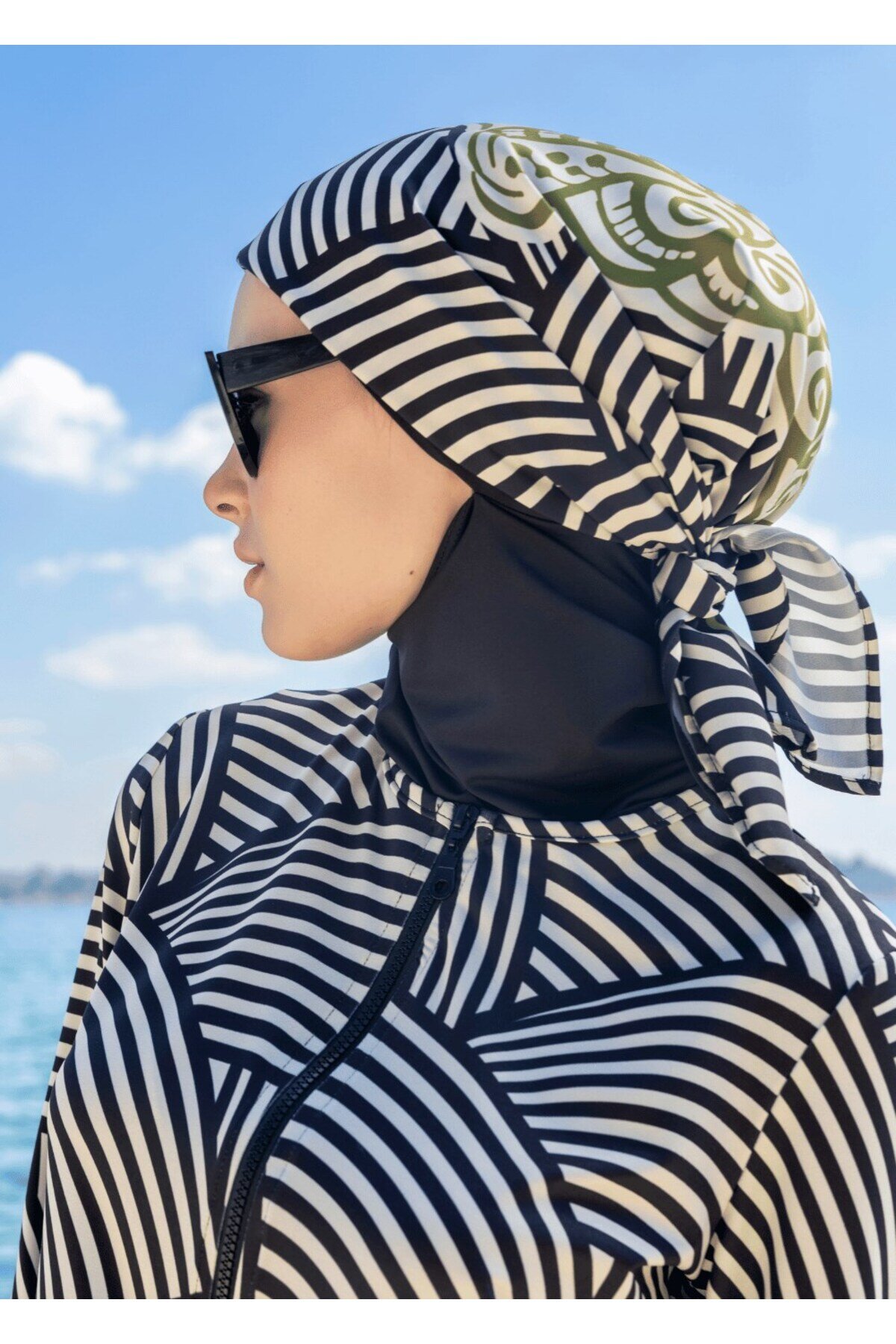 Siyah Deniz Kabuğu Desenli Bandana Eşarp Bone - Mayovera