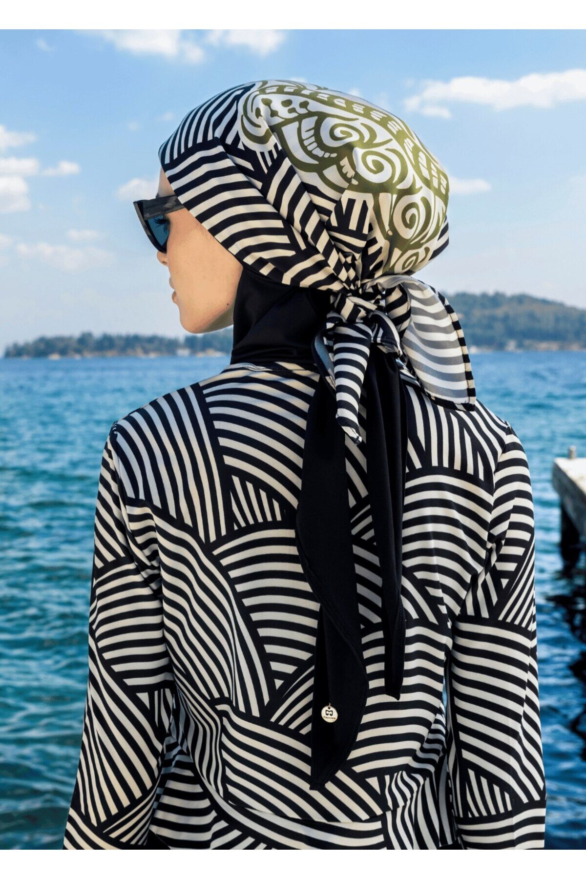 Siyah Deniz Kabuğu Desenli Bandana Eşarp Bone - Mayovera