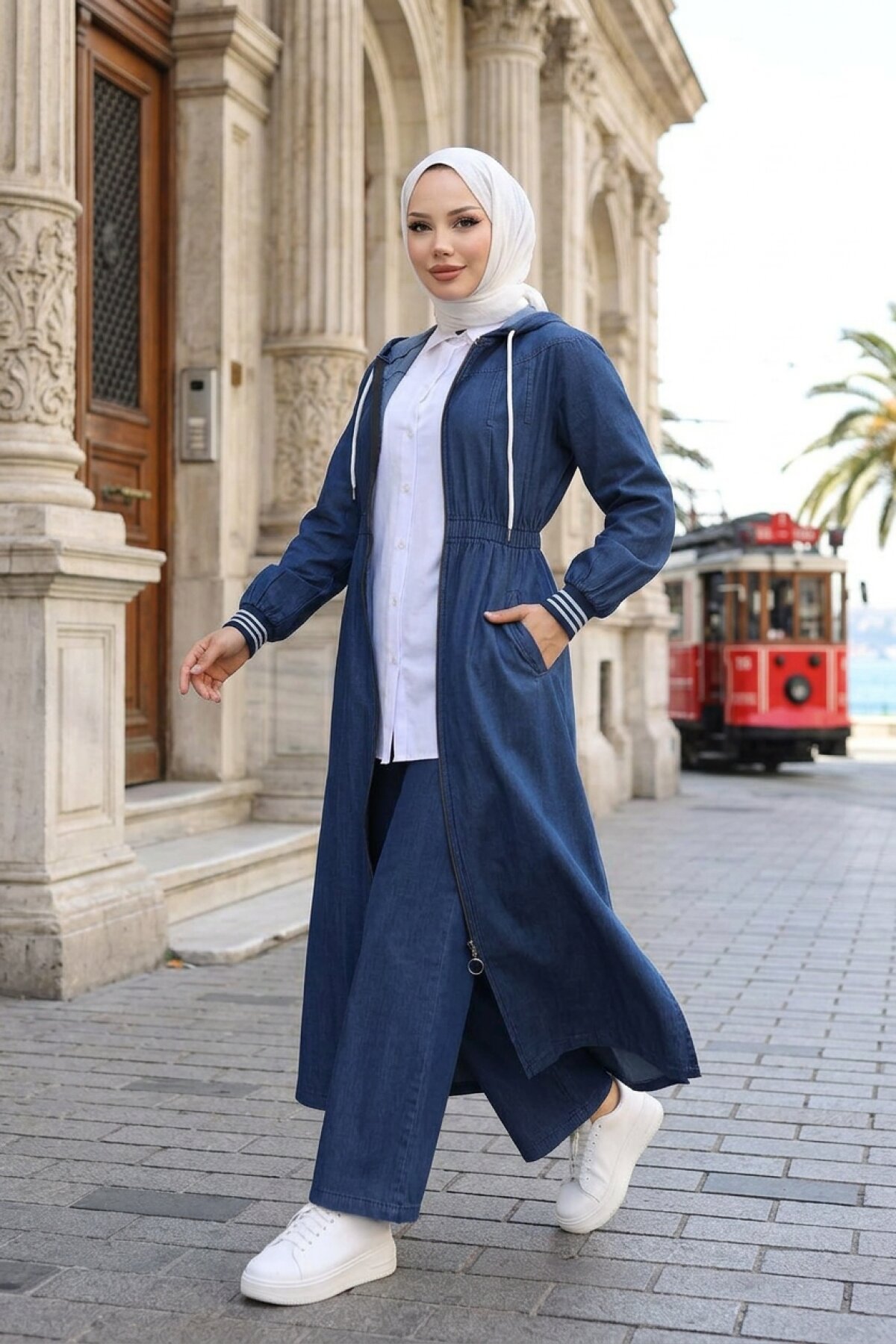 Koyu Mavi Kapüşonlu Beli Lastikli Kot Tesettür Takım - Modamihram