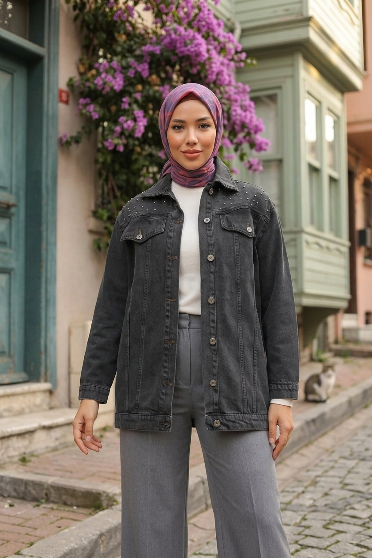 Siyah Denim Taş Detaylı Ceket - Shirosa