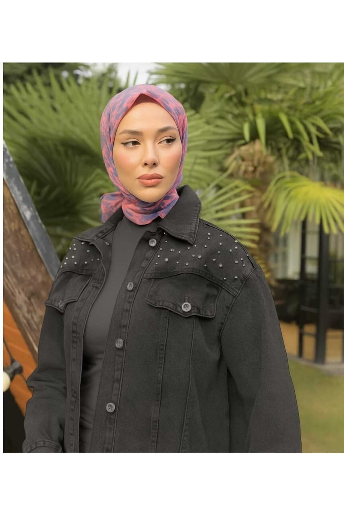 Siyah Denim Taş Detaylı Ceket - Shirosa