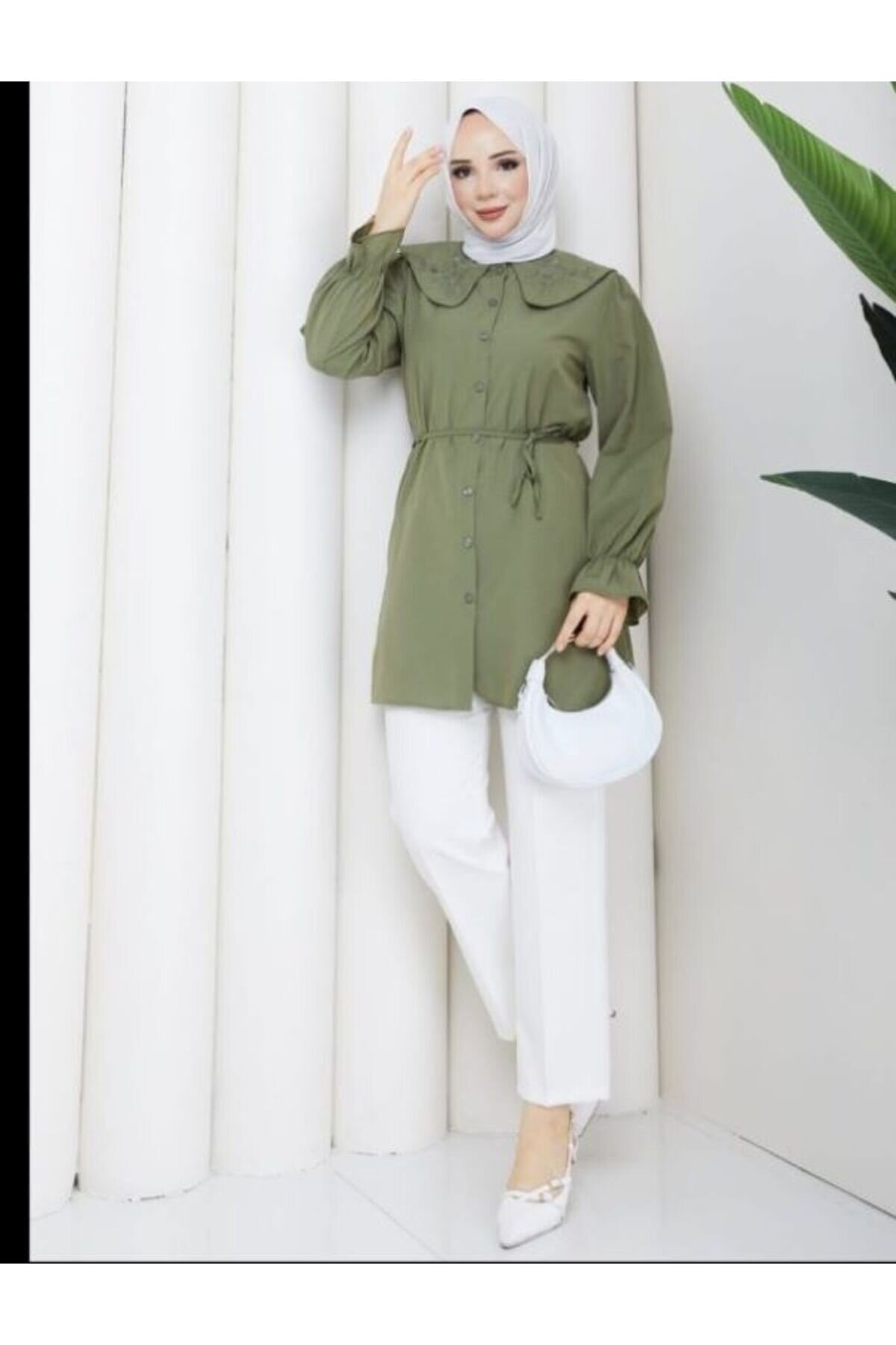 Yeşil Bebe Yakalı İşlemeli Tunik - Shirosa