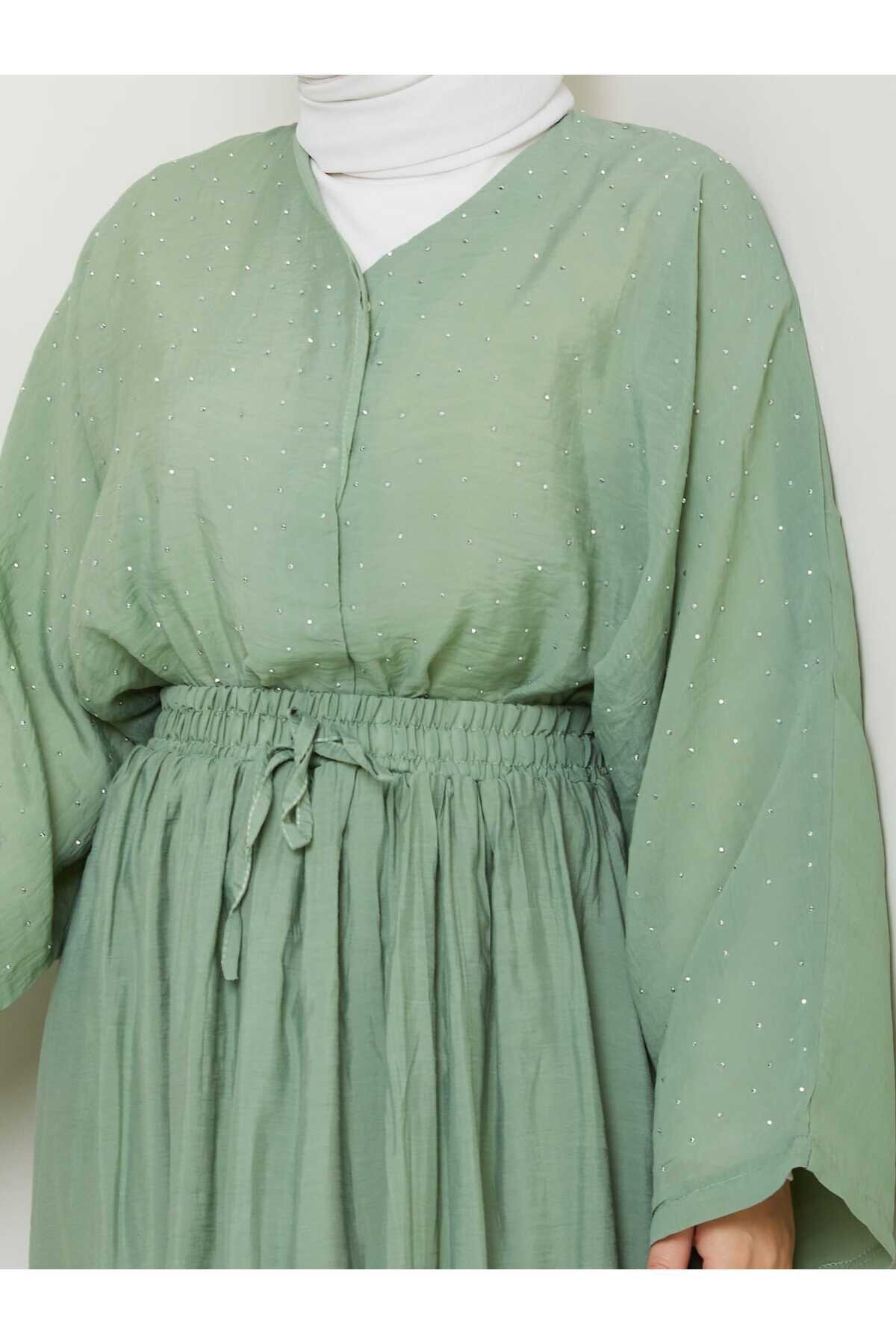Stone-Detail Modest Co-ord Set - Green - Shirosa