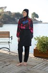 Siyah Dijital Desenli Tam Kapalı Croplu Mayo