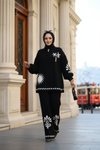 Contour Print Detail Modest Two-Piece Set - Black