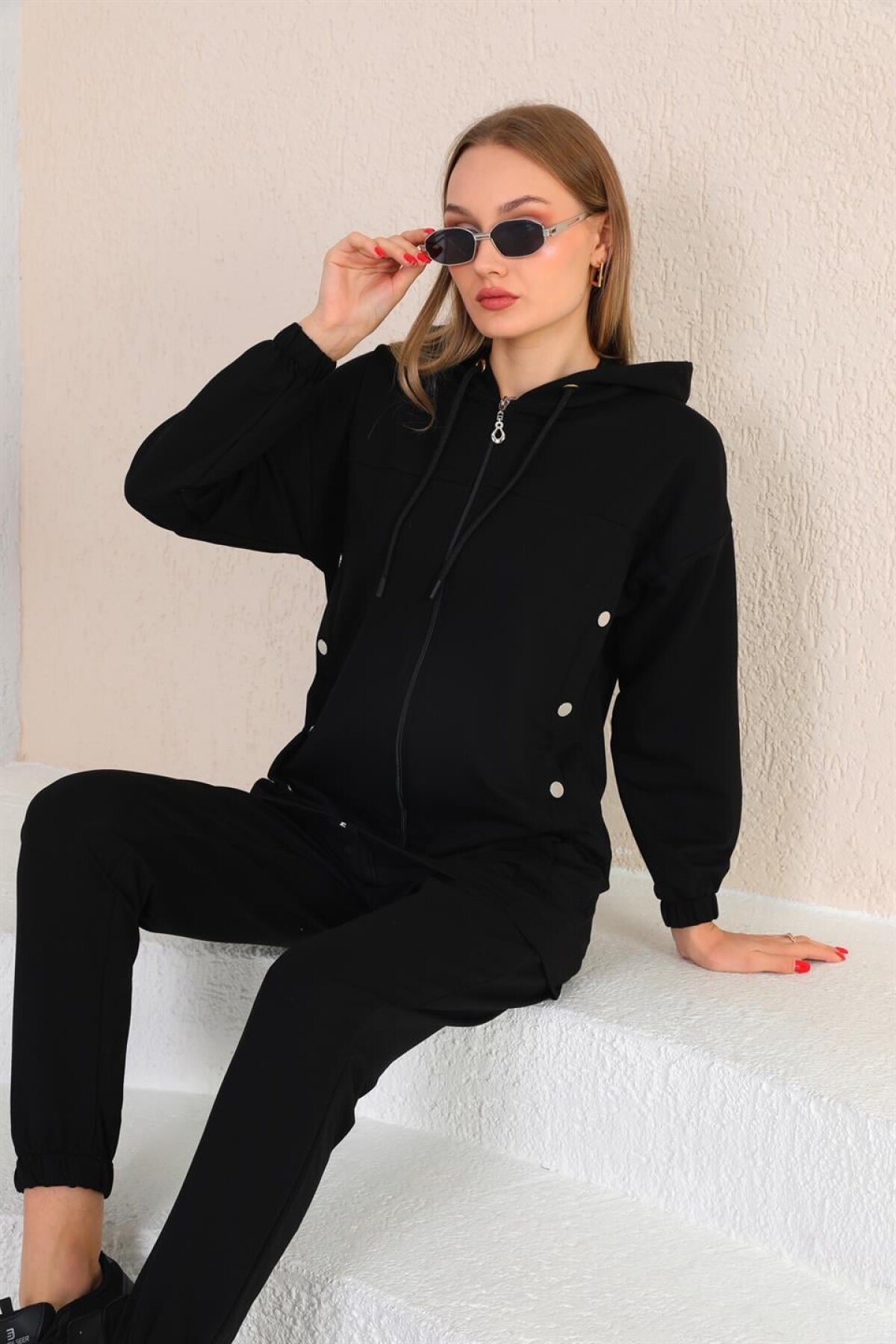 Sporty Side-Snap Tracksuit - Black - Westbound