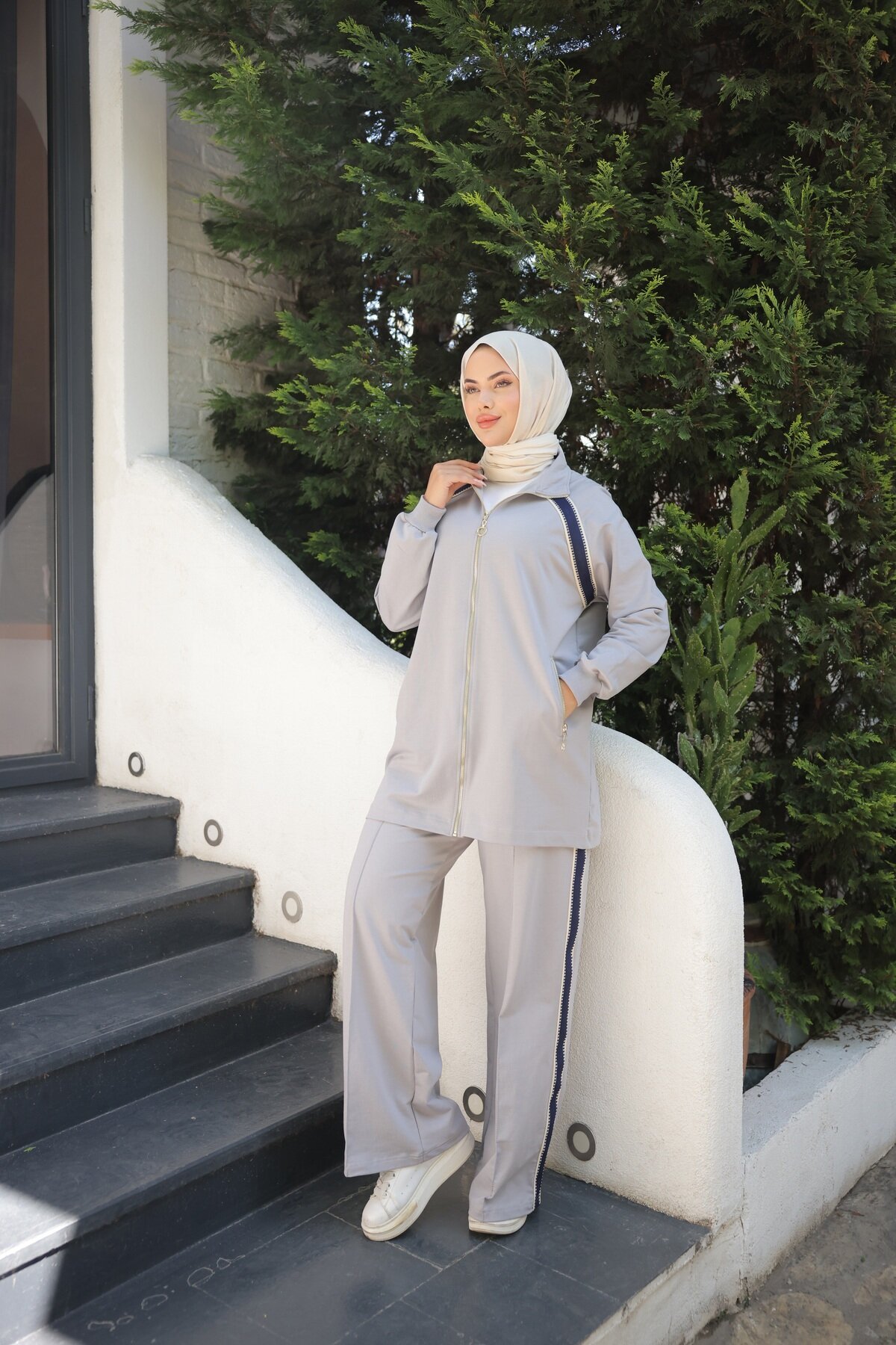Zipper Collar Tracksuit Set - Gray - Wovi