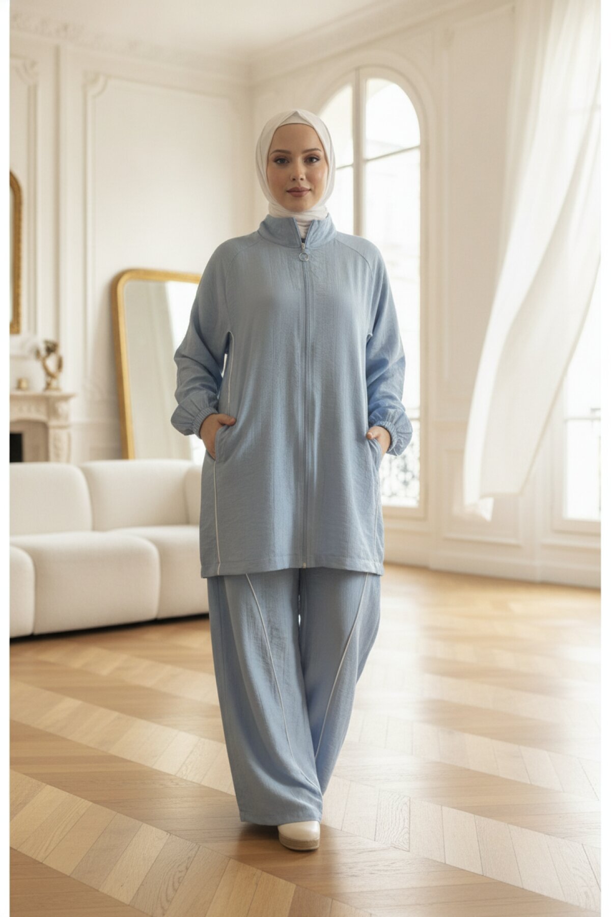 بدلة رياضية زرقاء - Wovi