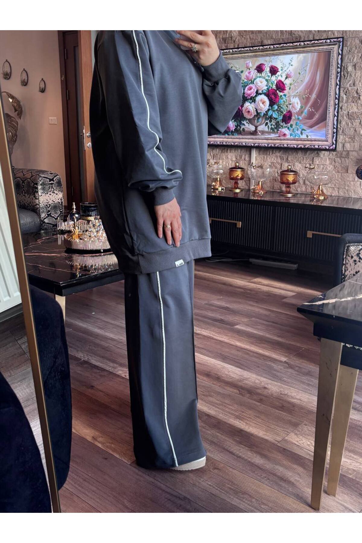 Zippered-Collar Modest Tracksuit Set - Anthracite - Wovi Moda