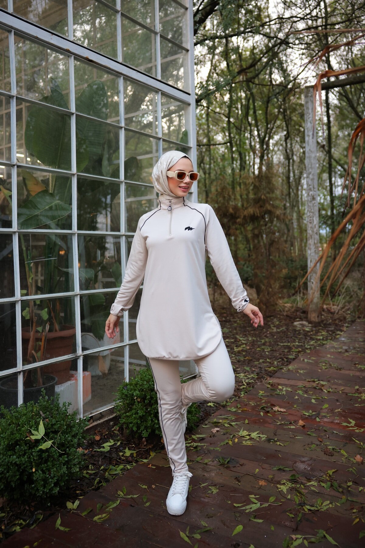 Scuba Jogger Zippered Tracksuit Set - Beige - Wovi Moda