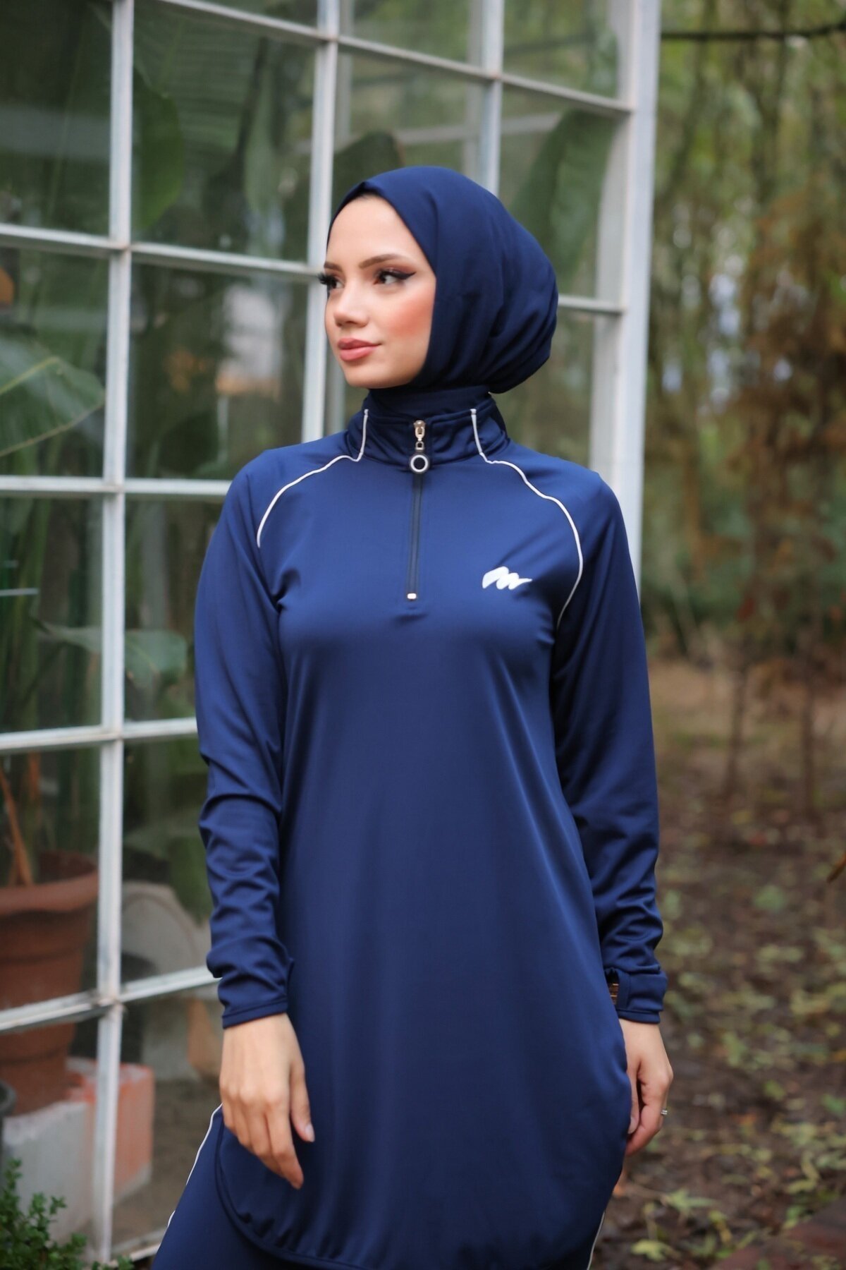 طقم رياضي جوجر كحلي قماش دالغيتش بنصف سحاب - Wovi Moda