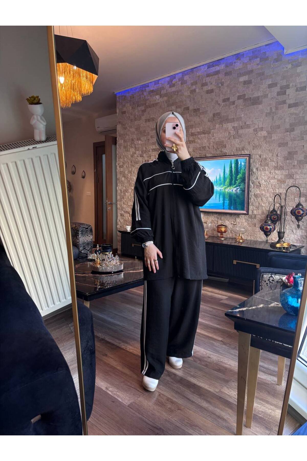 Siyah Beyaz Eşofman Takım - Wovi Moda