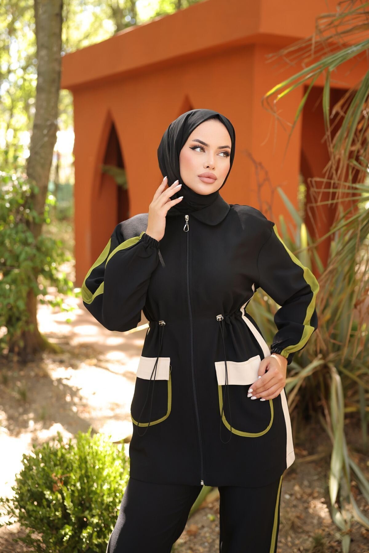 Black Tracksuit Set - Wovi Moda