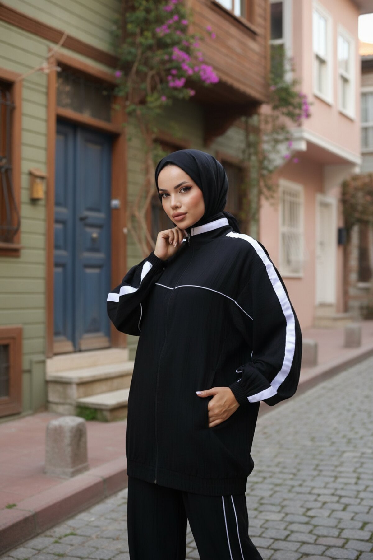 Tracksuit Set - Black - Wovi Moda