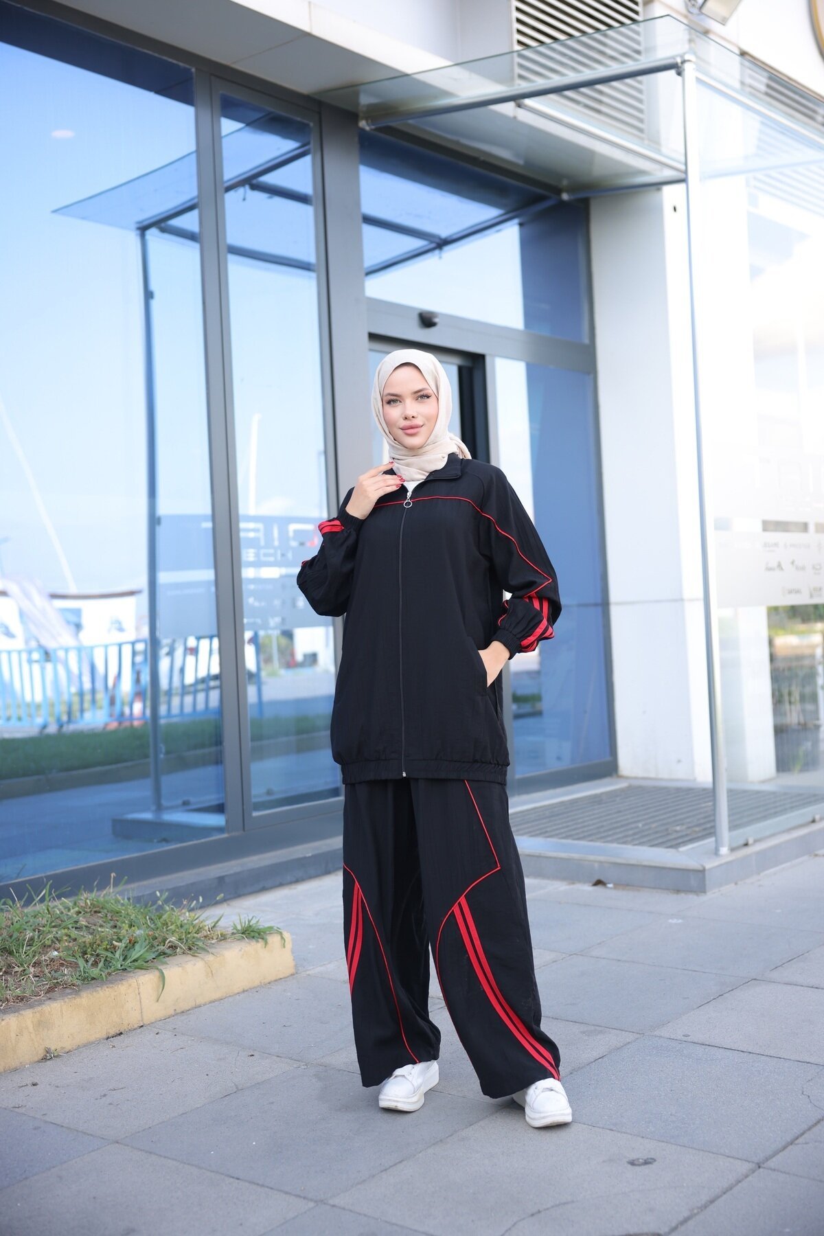 Black and Red Tracksuit Set - Wovi