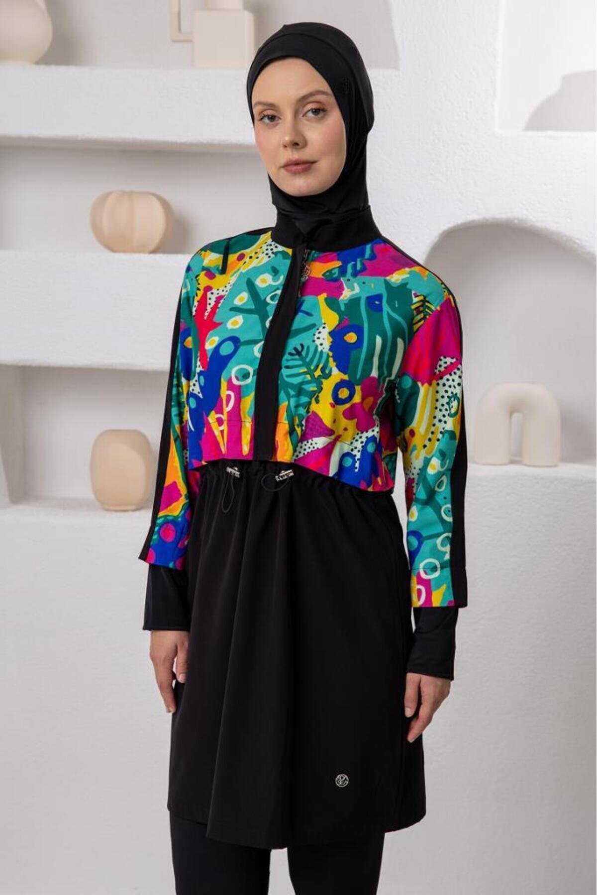 Long-Sleeved Sport Lycra Full Coverage Burkini - Black - Adasea