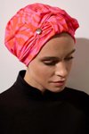 Pembe Tasarım Fiyonklu Bone