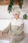 بدلة رياضية بيج