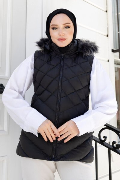 فيست محتشم قصير أسود كابيتونيه