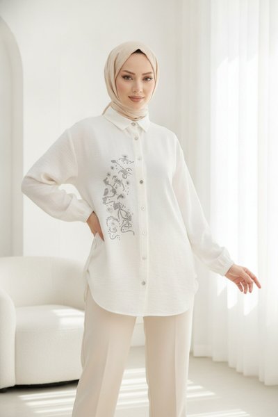 Beyaz Taş Detaylı Tunik