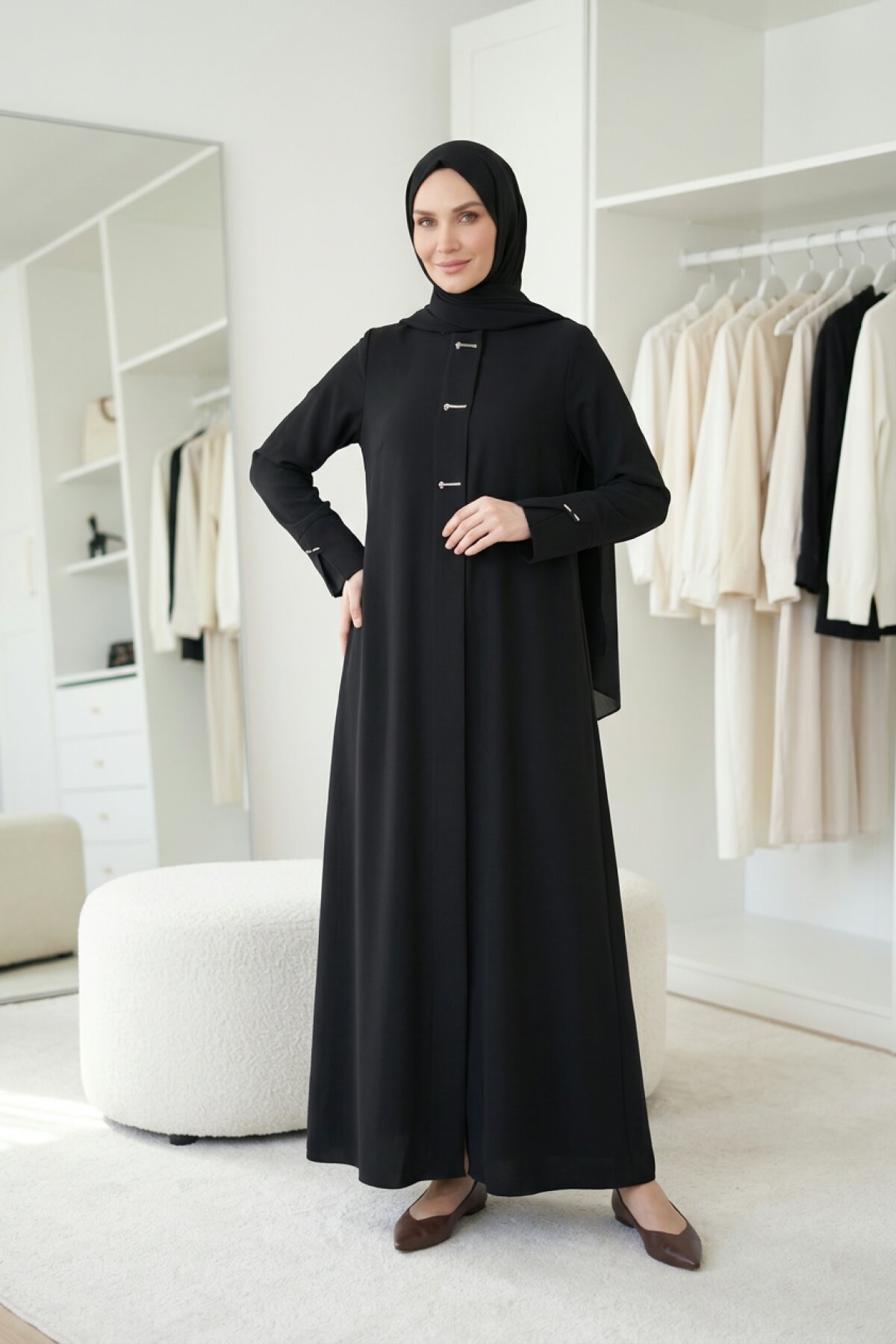 Accessory Detailed Abaya - Black - Beyza