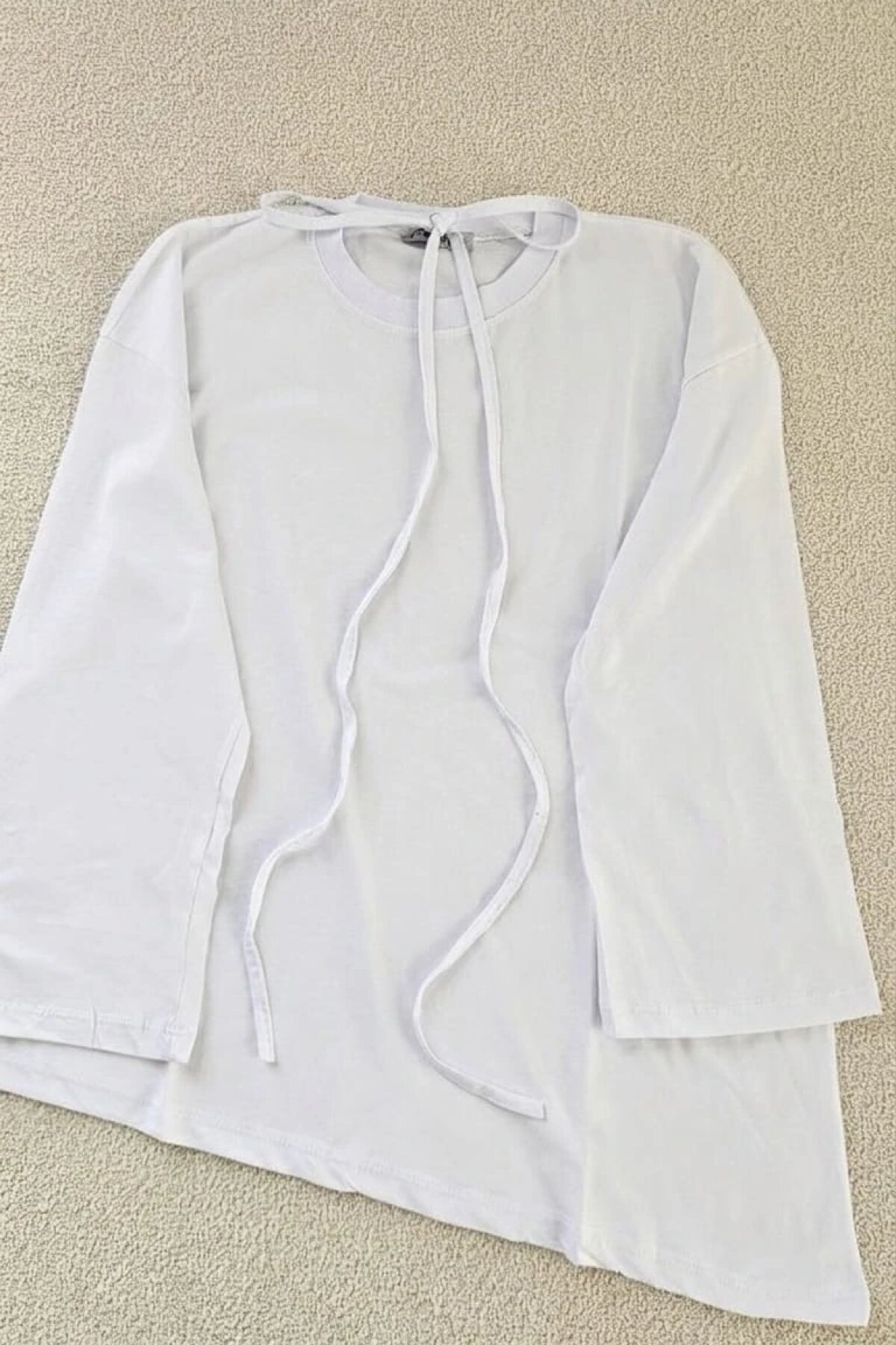 Beyaz Asimetrik Bağcıklı Suprem Penye Tunik - Dimar Butik
