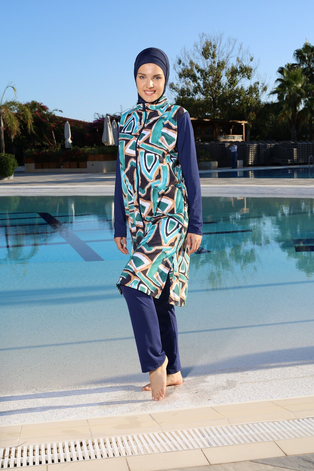 Long Geometric Full-Cover Zipped Burkini - Multi-Colored - ESTİVA