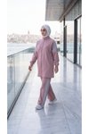 Pembe Şerit Detaylı Fermuarlı Eşofman Takımı