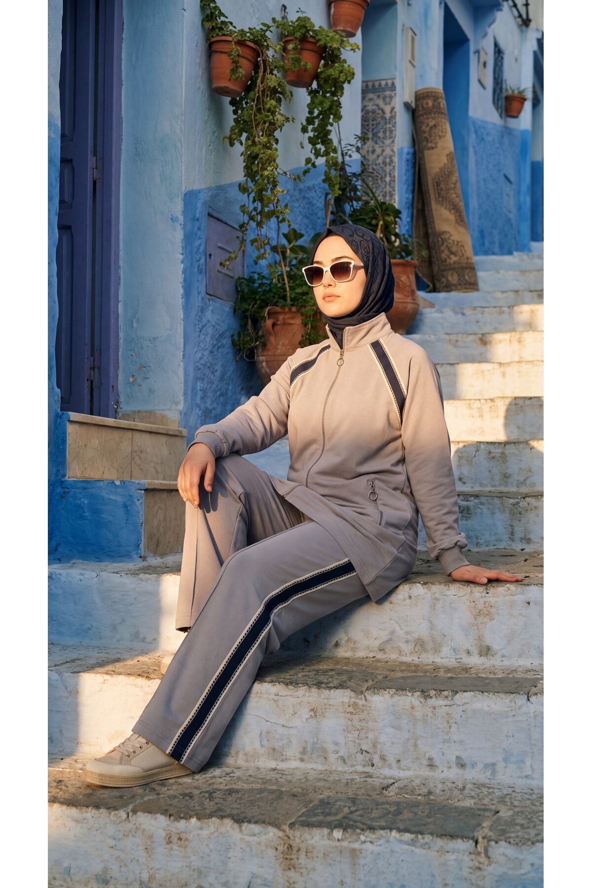 Gri Dik Yaka Fermuarlı Bol Paça Pantolonlu İkili Takım - Wovi Moda