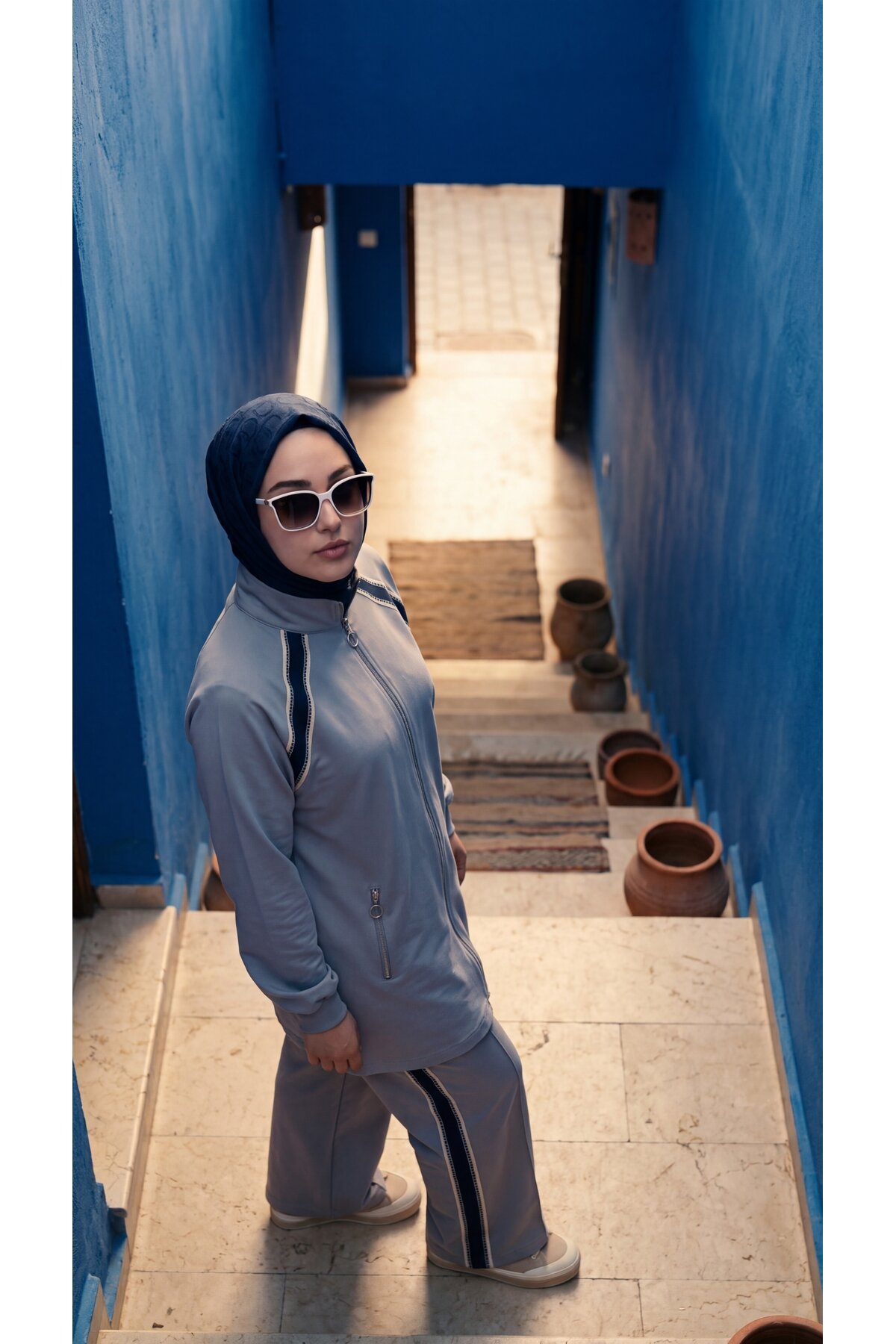 Gri Dik Yaka Fermuarlı Bol Paça Pantolonlu İkili Takım - Wovi Moda