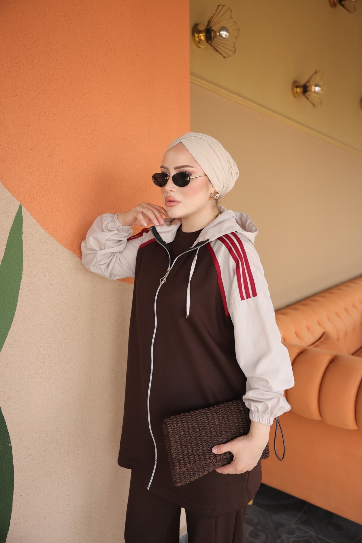 Kahverengi Şeritli Kapüşonlu Fermuarlı 3lü İkili Takım - Wovi Moda